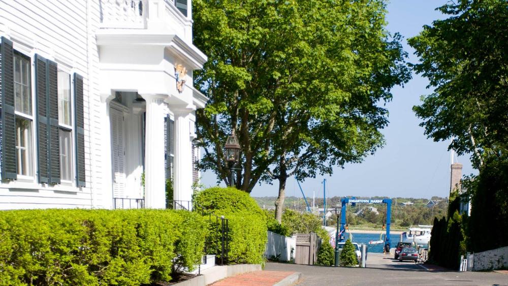 Captain Morse House - Luxury, Waterfront, Town, & Beaches - 5 stars